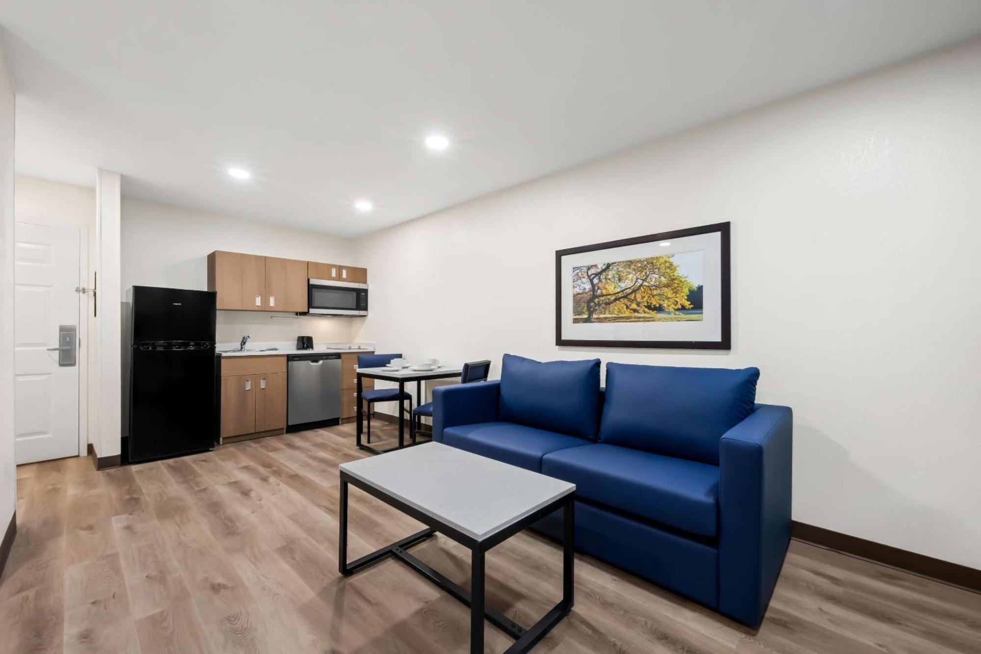 Mainstay Suites Raleigh North Eksteriør billede